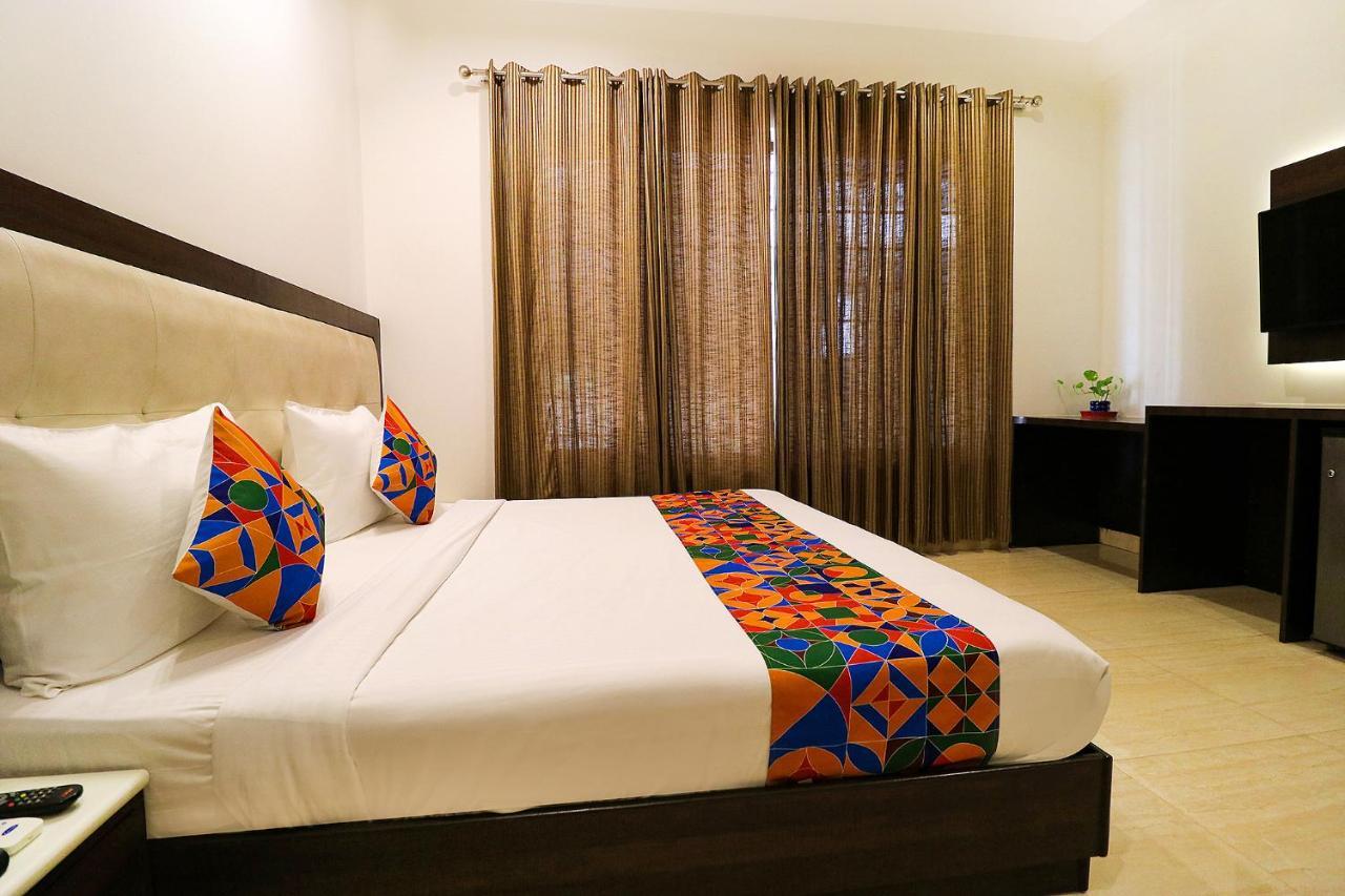 Fabhotel Oyster Villa Gurgaon Exteriör bild