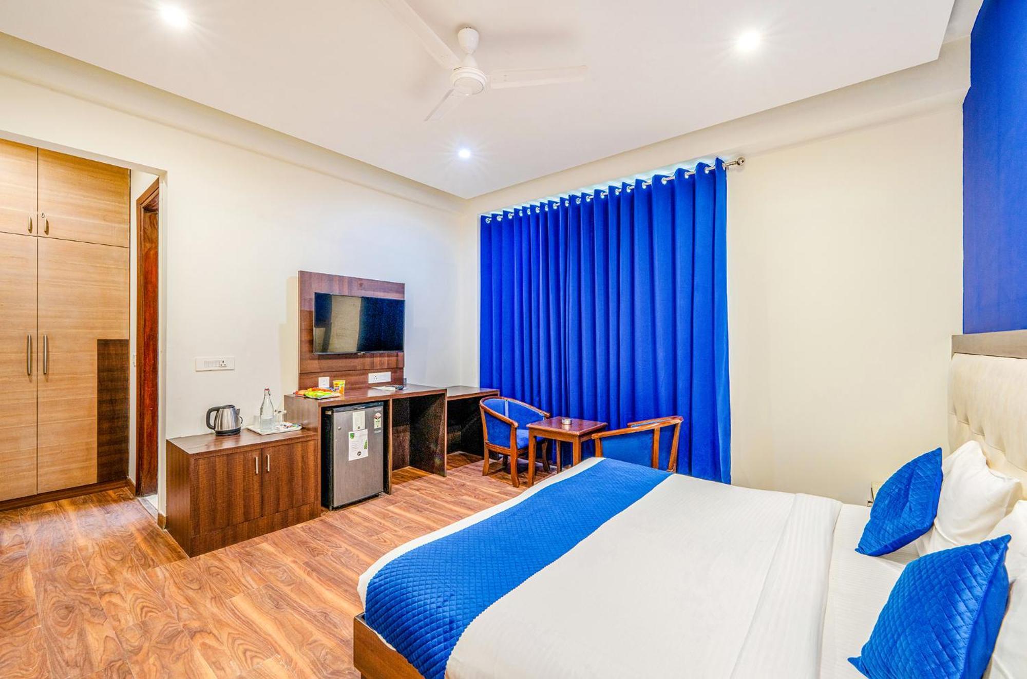 Fabhotel Oyster Villa Gurgaon Exteriör bild